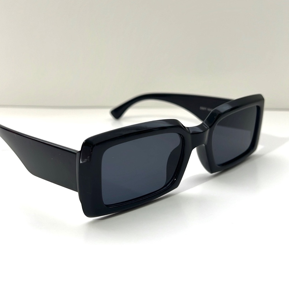 Black Unisex Rectangle Sunglasses